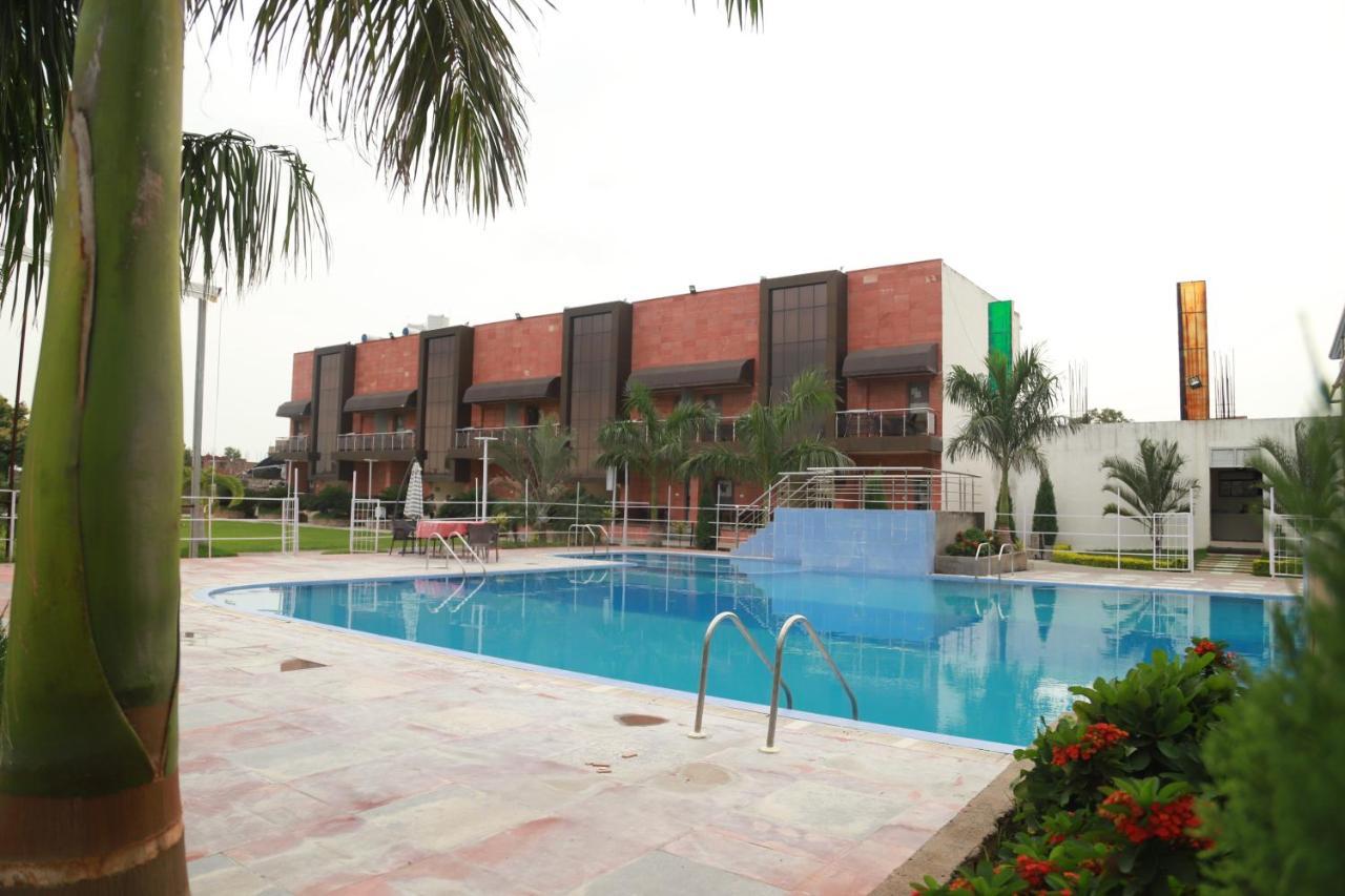 Hotel Sukhdeo Palace Gaya Exteriér fotografie